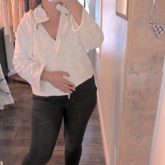 Calvin Klein Performance grey athleisure jacket - Picture 7 of 12